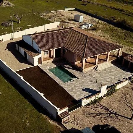 El Secreto De Los Perales Velada Bagian luar foto